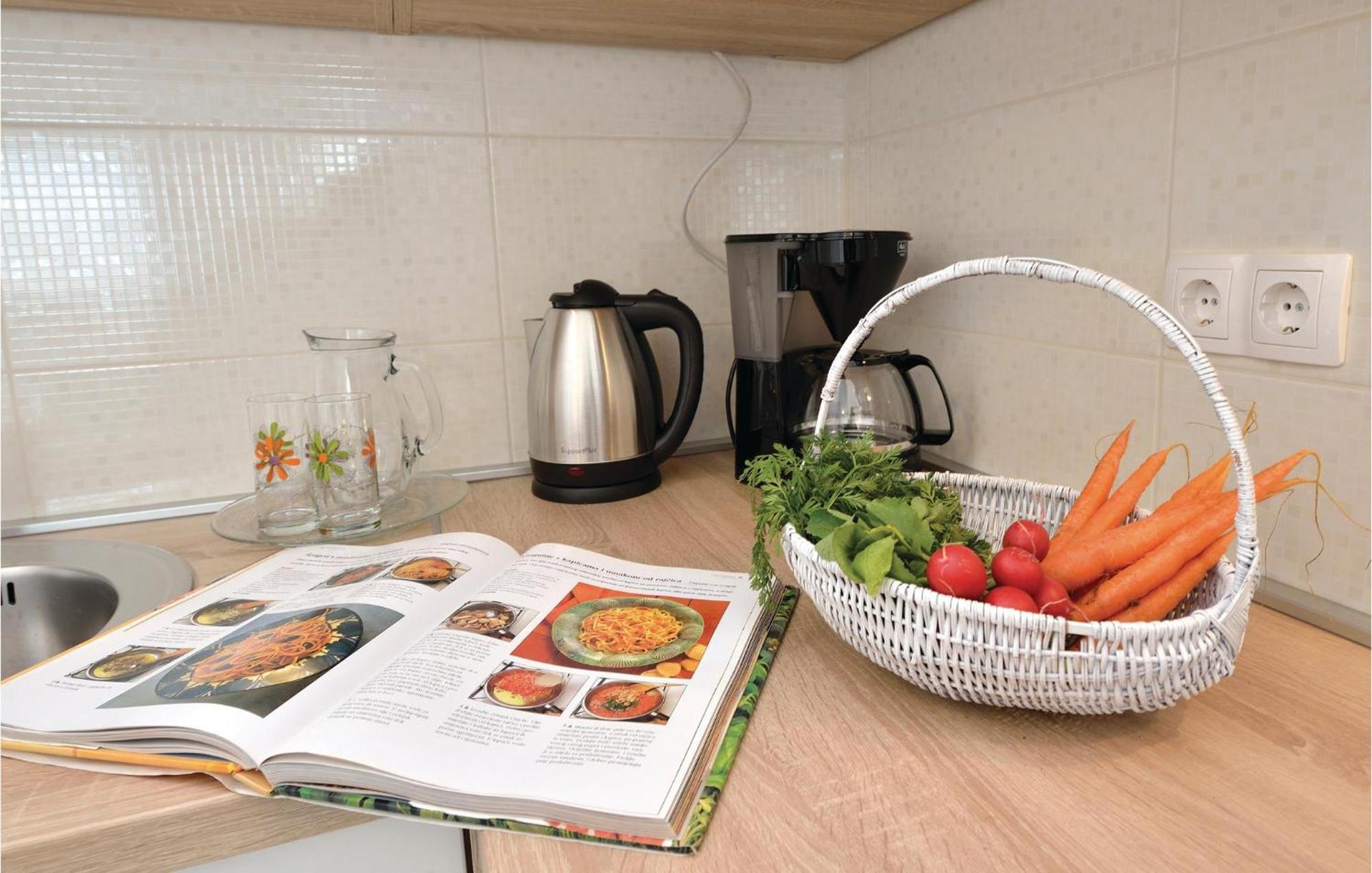 Nice Apartment In Vrsi-Mulo With Wifi Екстер'єр фото